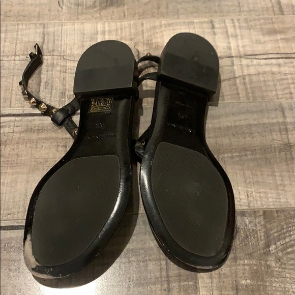 Balenciaga Arena Studded Sandals in black. Size 38 - Picture 2 of 5